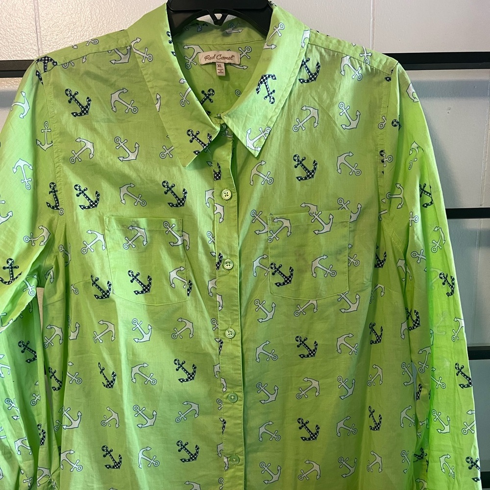 Super cute Red Camel Green Anchor Print Button Down Shirt